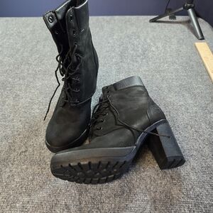 Timberland Black Combat Boots Womens 8 Chunky Heel Lace Up Lug Sole